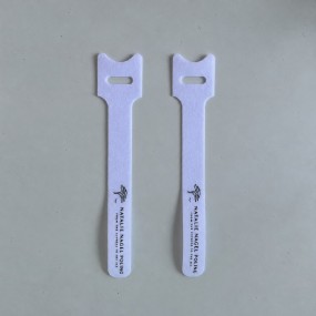 Weiße Klett-Kabelbinder mit Logo bedrucken – individuel...